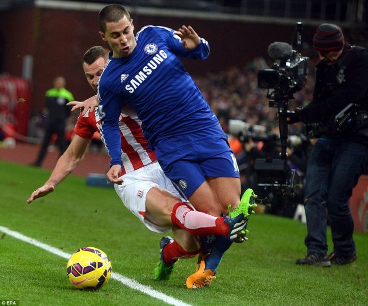 파일:아자르 참교육.jpg