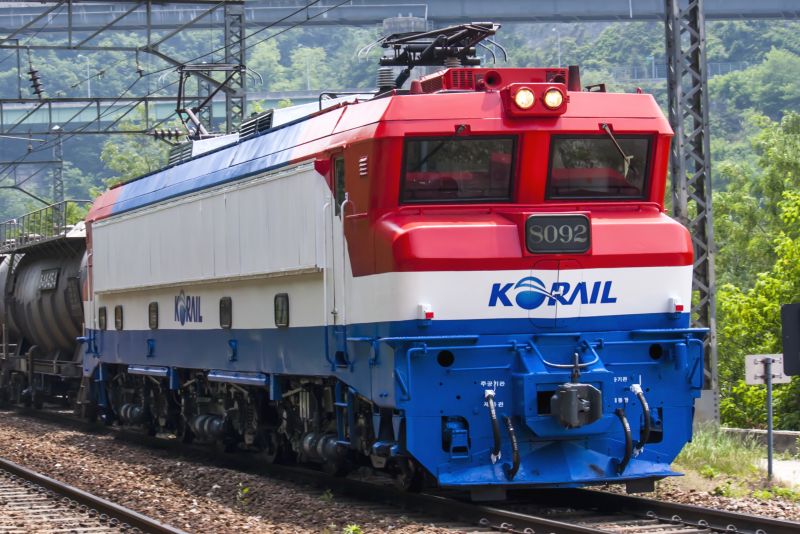 파일:8000호대 전기기관차.jpeg