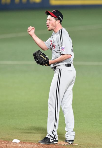 파일:루카스 하렐.jpg