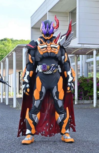 파일:리바이스 극장판 라이더.jpg