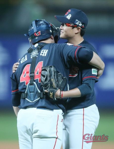 파일:박세웅 완봉.jpg