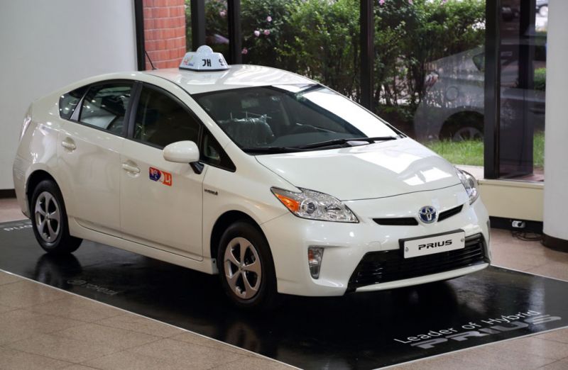 파일:Prius taxi.jpg