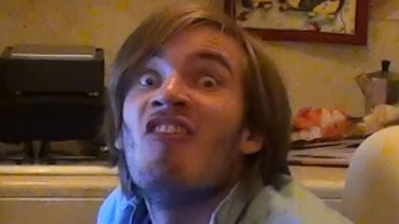 파일:Pewdiepie.jpg